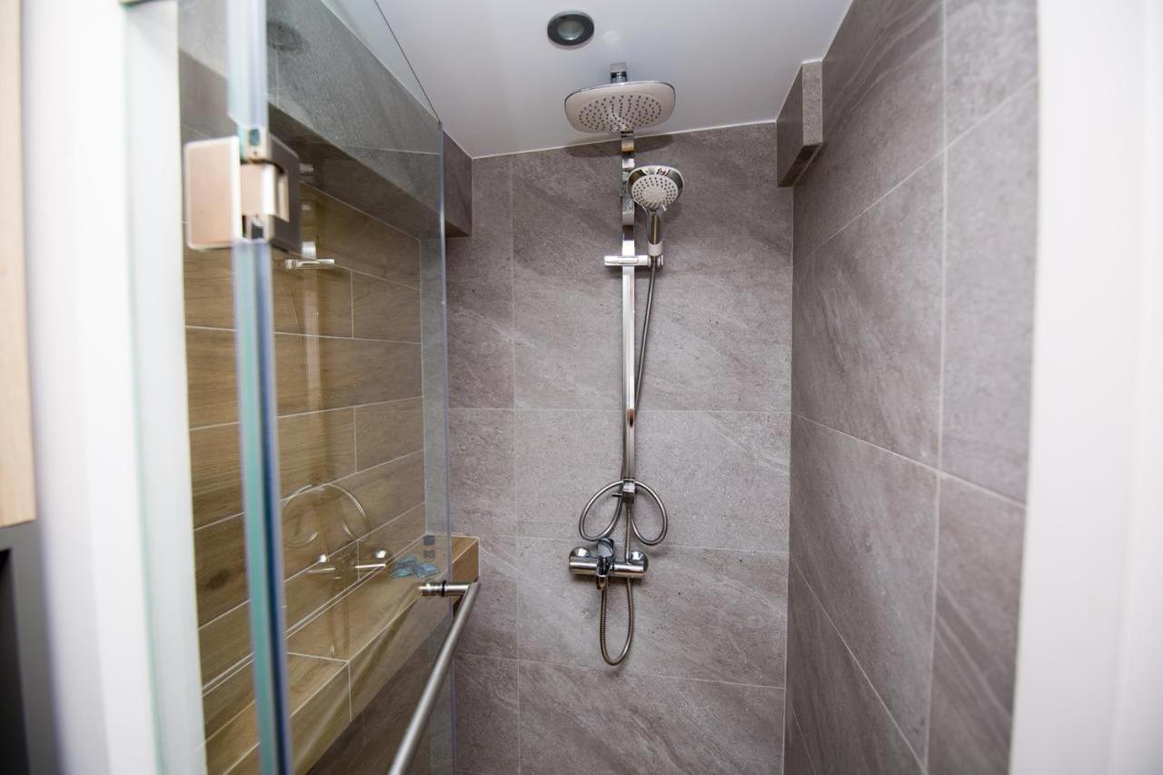 Helen Luxury Loft Design Meisonette-Apartment Atenas Exterior foto